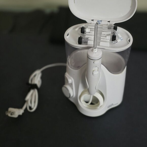 Waterpik Water Flosser System Mode WF-06w - Picture 1 of 6